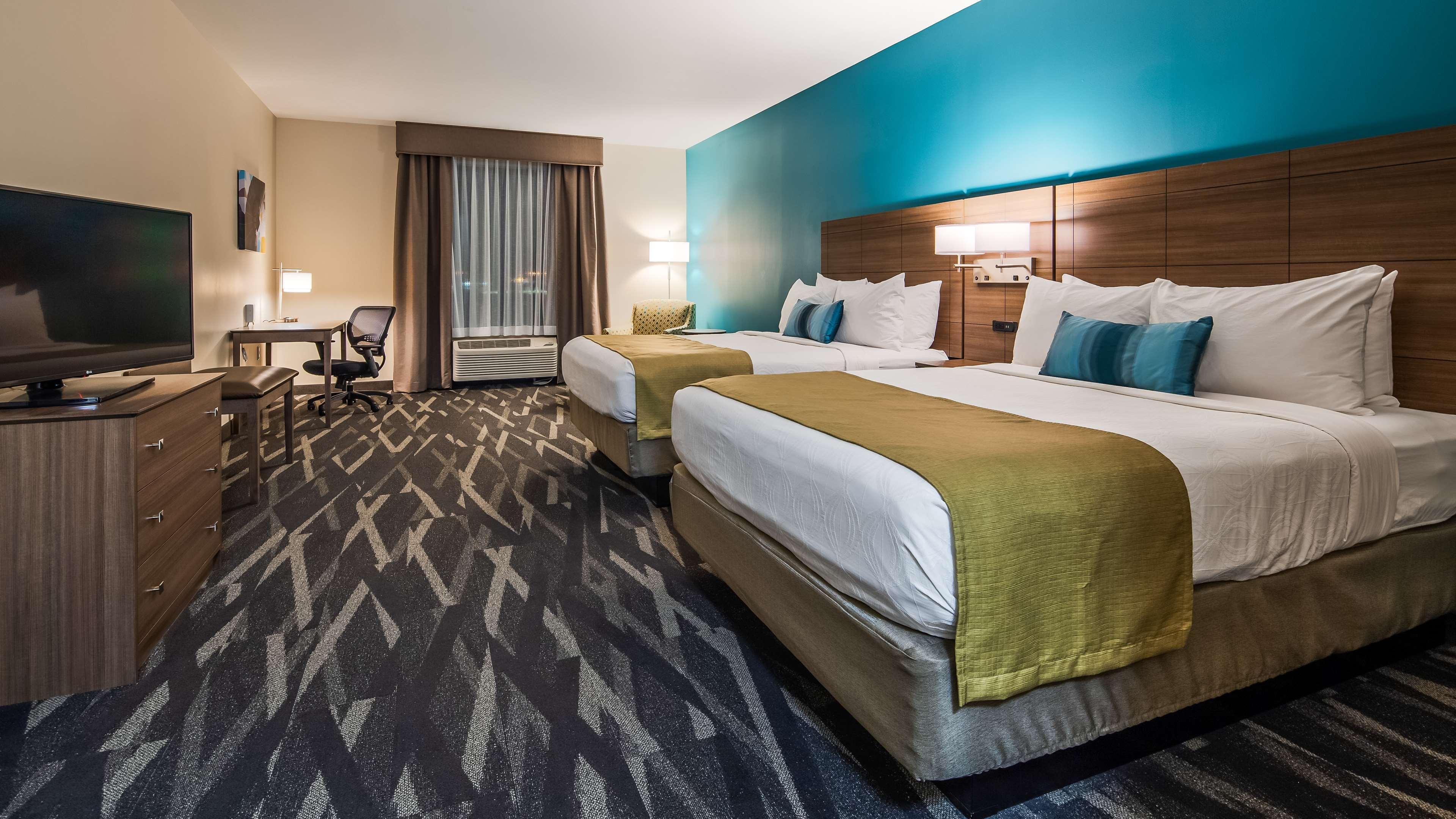 Best Western Plus Centralia Hotel & Suites Exterior photo